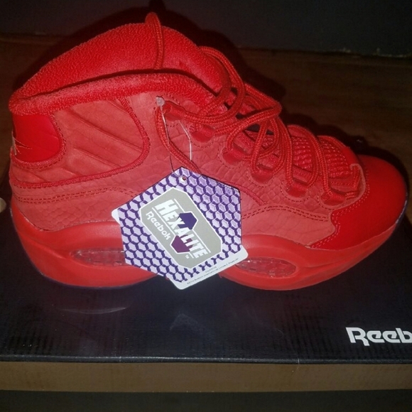 Teyana Taylor x Allen Iverson Women's 8.5 Ltd Edition Question Mid (Red/Ice) - Picture 2 of 4